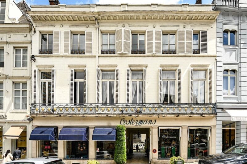 02. Chastel de la Howarderie Mansion [Costermans Antiques]